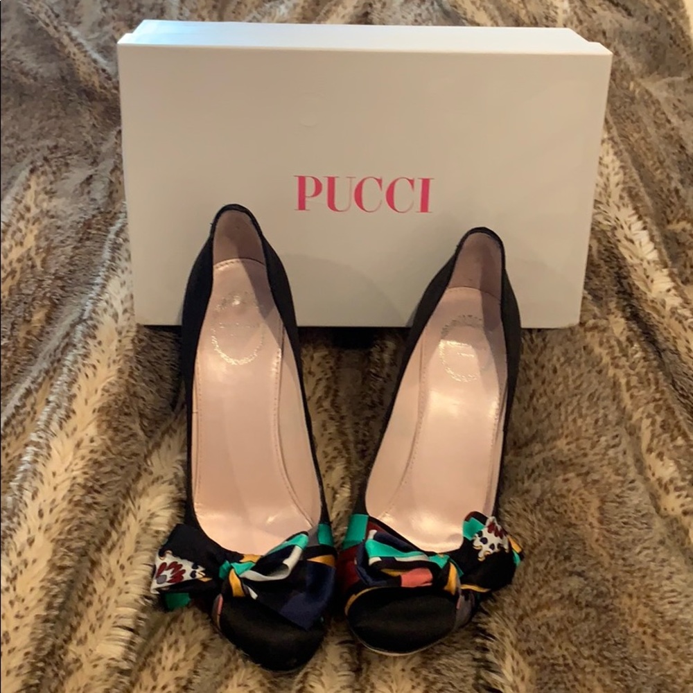 Emilio Pucci Sati Black Size 40 Euro / 10 US